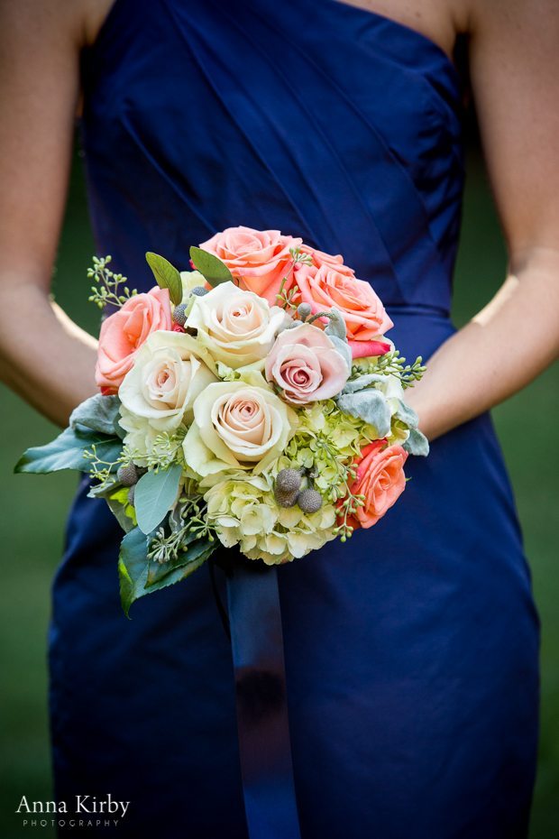 bouquet in peach and coral